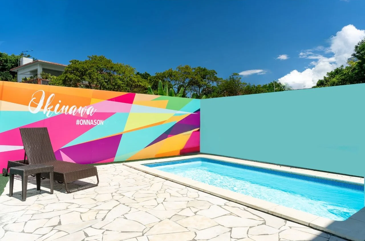 広々としたプライベートプール